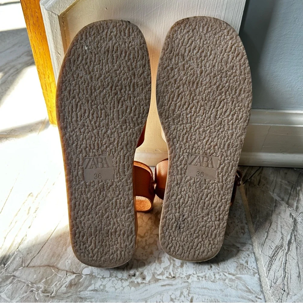 NWOB Zara Girls Brown Criss-Cross Open-Toe Leather Sandals, Size 36 EU/ 4.5 US
